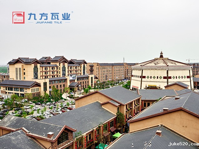 西部温泉小镇